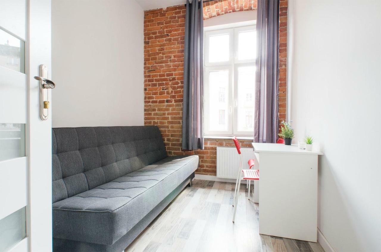 Apartstate Rooms On Wschodnia, 36 罗兹 外观 照片